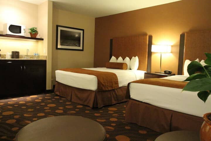 Room 12 of 33